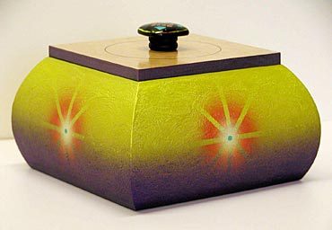 F-B 18 (2001), boxes