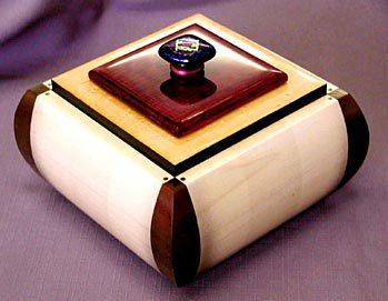 F-B 17 (2002), boxes
